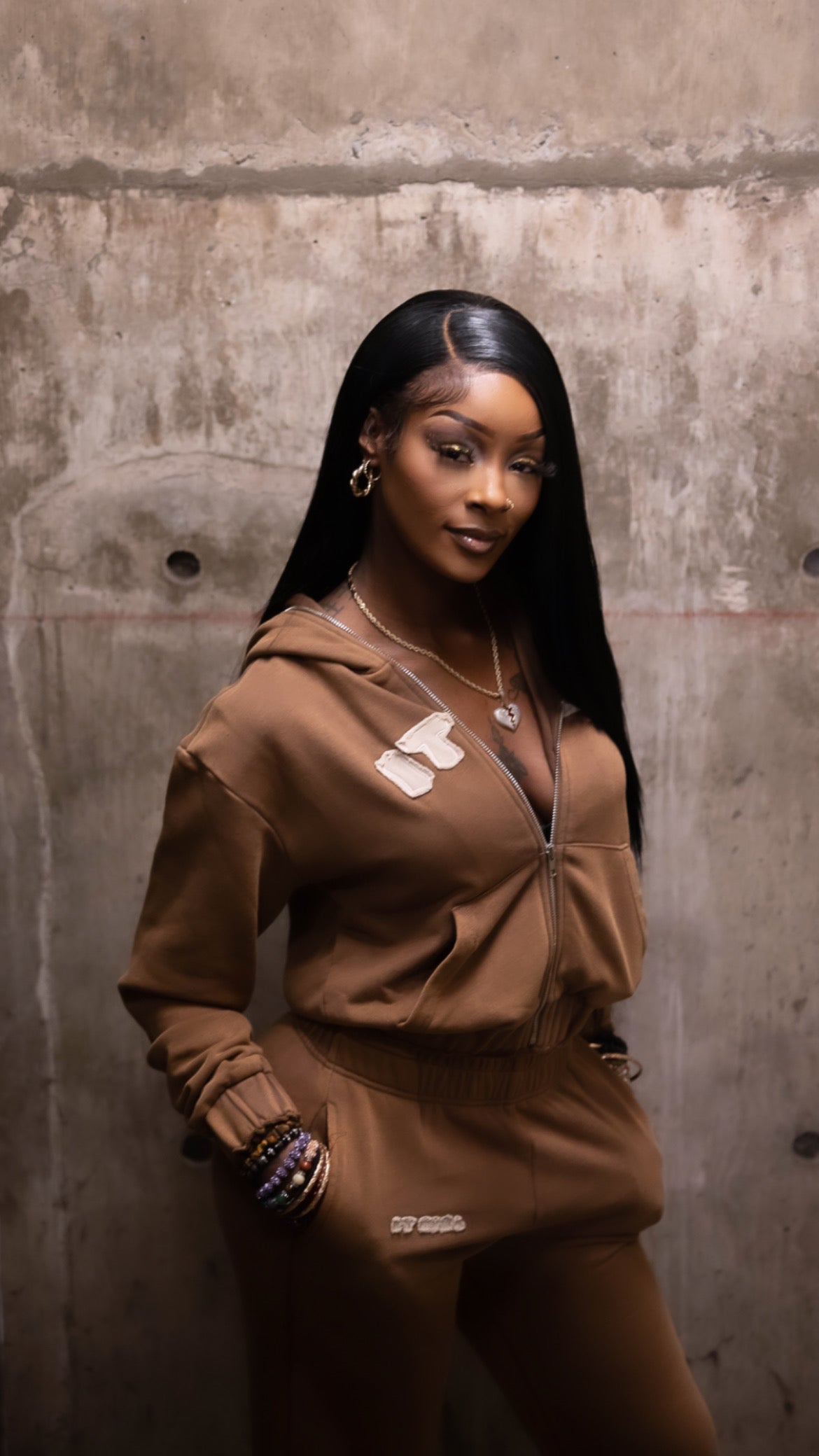 “IT GIRL” collection (Tan)