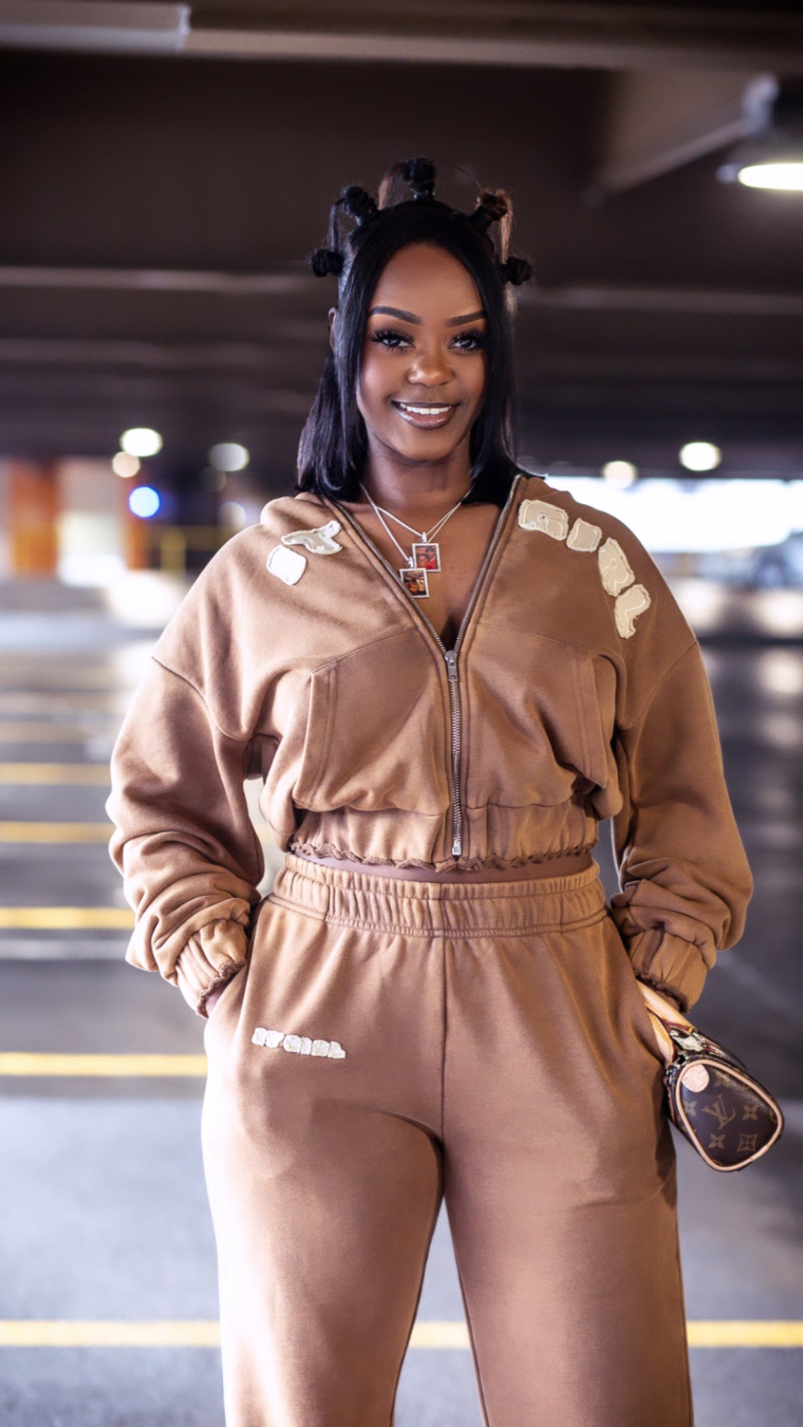 “IT GIRL” collection (Tan)