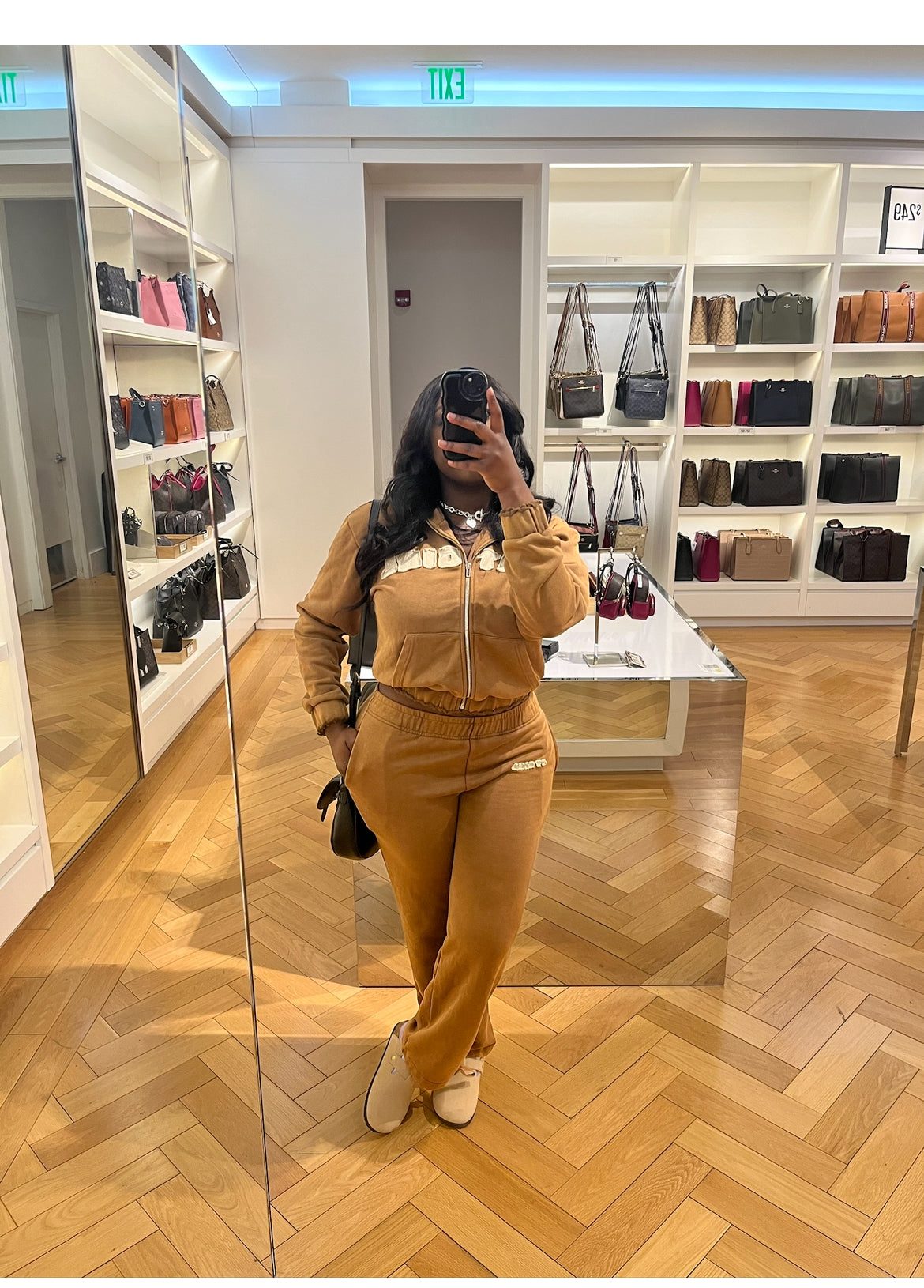 “IT GIRL” collection (Tan)